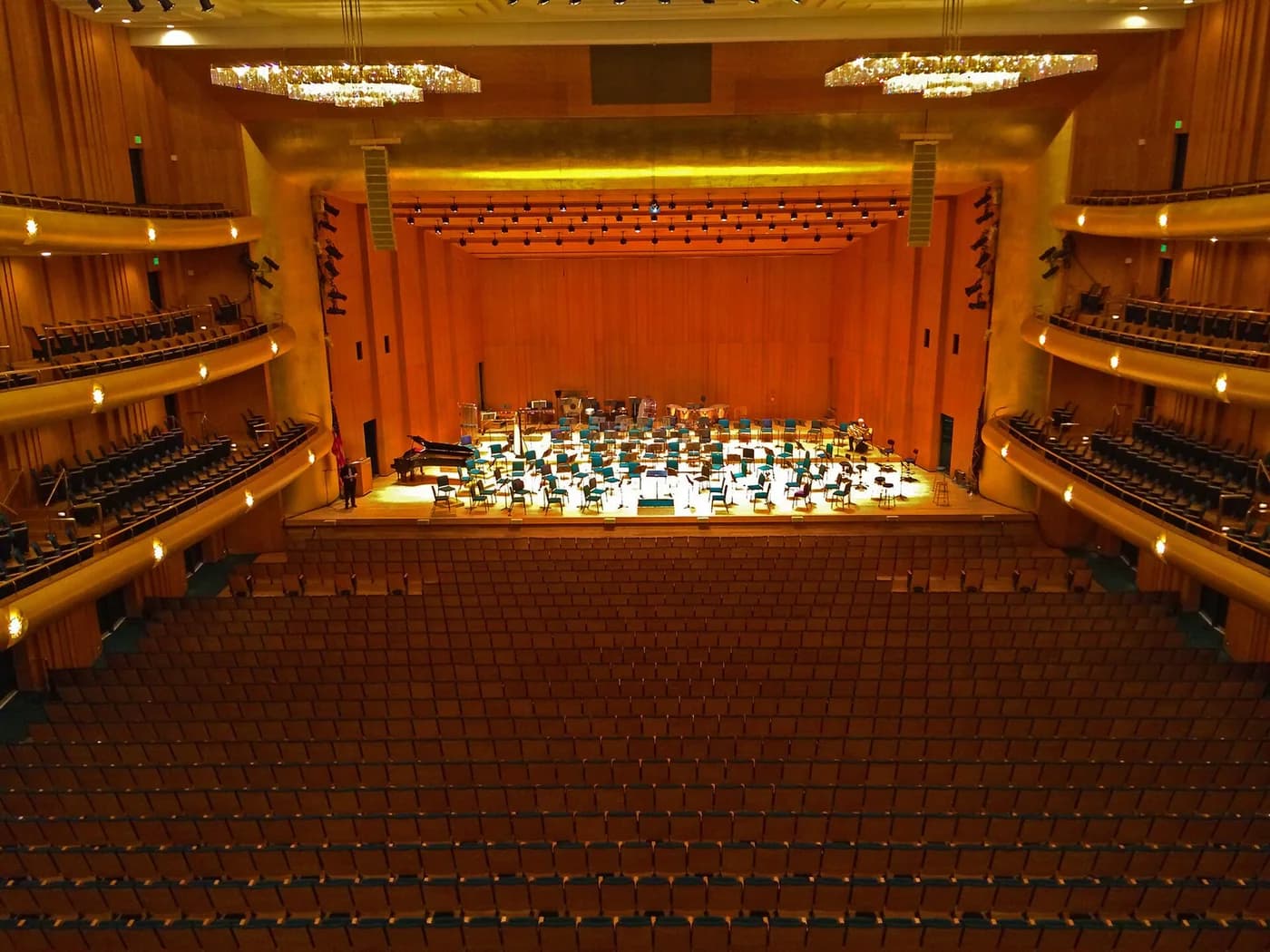 会場: Abravanel Hall, Salt Lake City