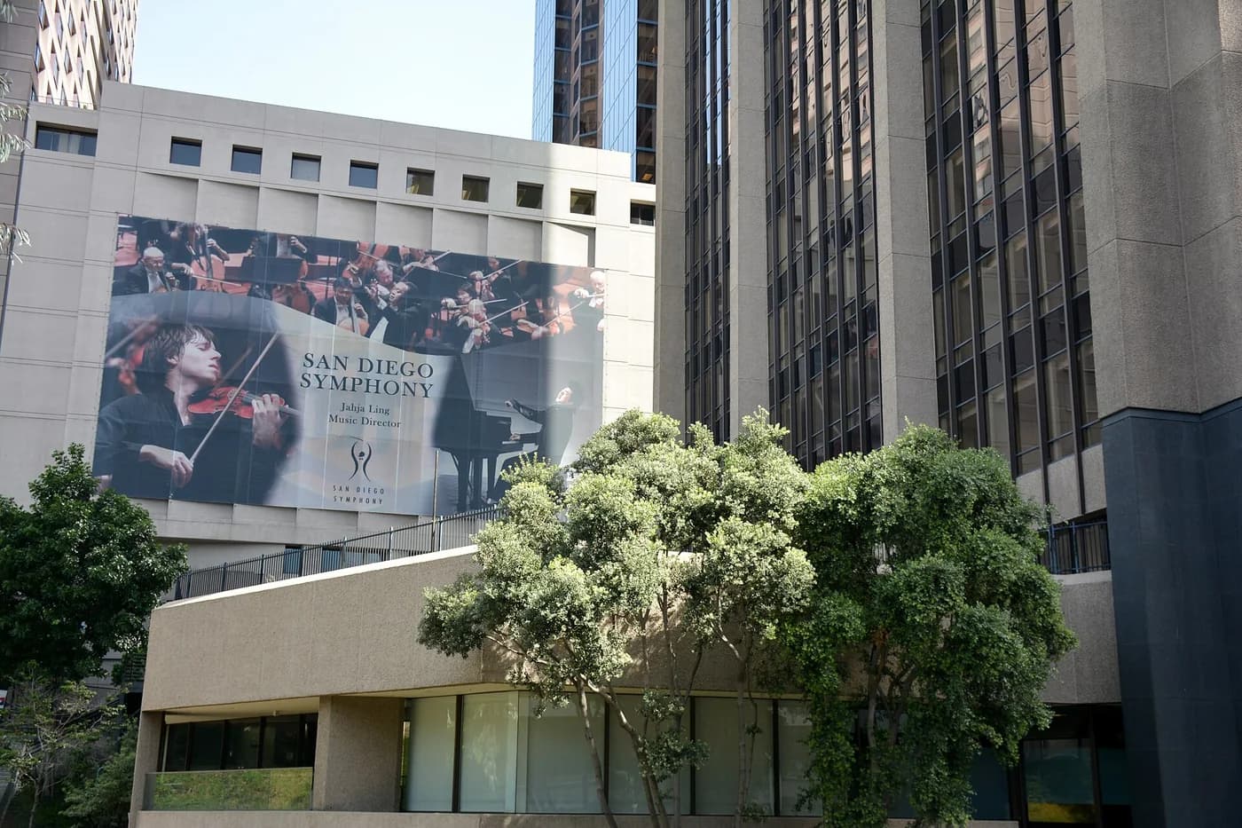 공연장: Joan and Irwin Jacobs Music Center, San Diego