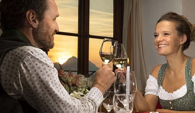Hohensalzburg Castle Dinner & Best of Mozart Concert on Christmas Day · Festung Hohensalzburg